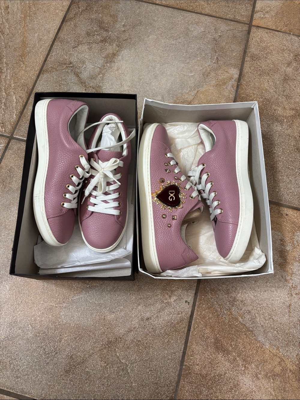 Women’s Casual Leather Sneakers in Dusty Rose - Picture 2 of 4